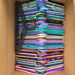 100 large plastic hangers.