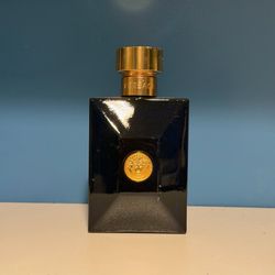 Versace Dylan Blue Eau De Toilette 3.3oz Like New With Box