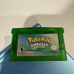 Gameboy Advance Pokemon Emerald Game