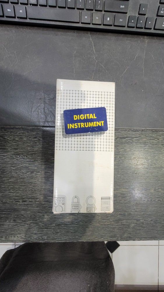 EXTECH DIGITAL LIGHT METER