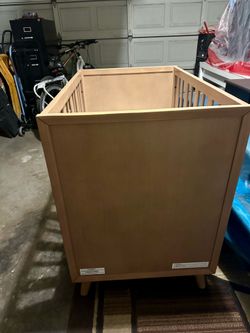 Baby mini crib