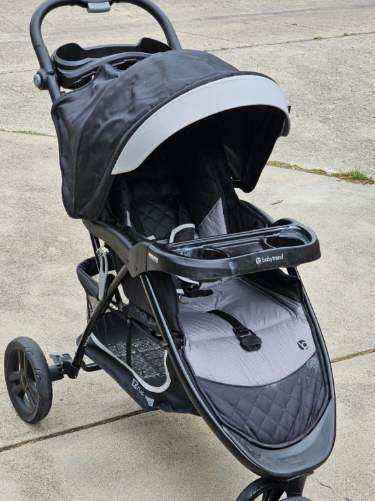 Babytrend stroller 