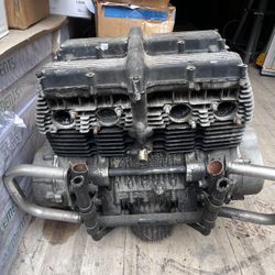 Yamaha XS1100 Engine. 