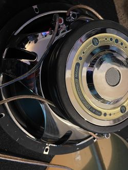 2 12” Crossfire db3 with 350 watts RMs With Box