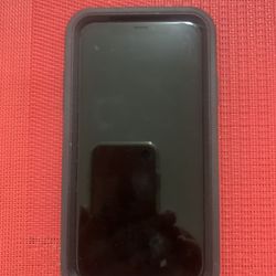 Valentine’s Day Deal! Apple iPhone XR 64GB Unlocked For Any Carrier Like New With Otter Box Case!