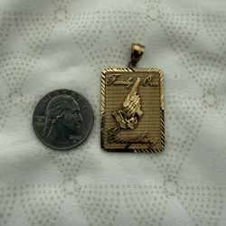 Gold Pendant 