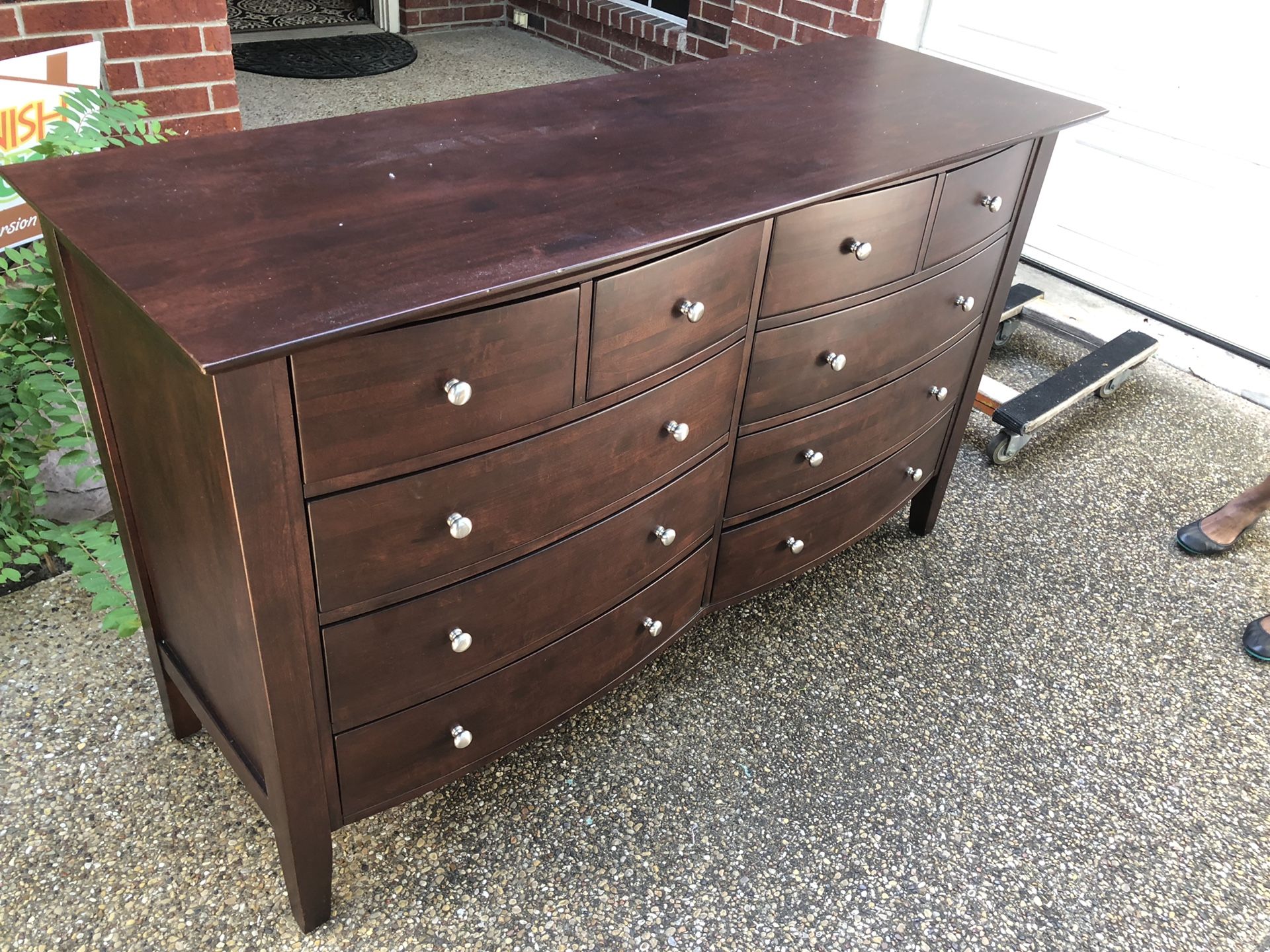 Haverty’s Dresser for Sale in Fort Worth, TX OfferUp