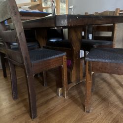 Dinner Table 