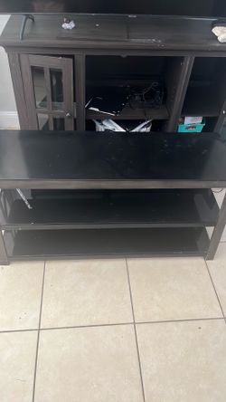 Black glass Tv stand