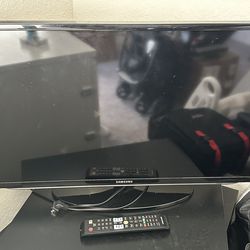 Samsung Smart TV with Remote