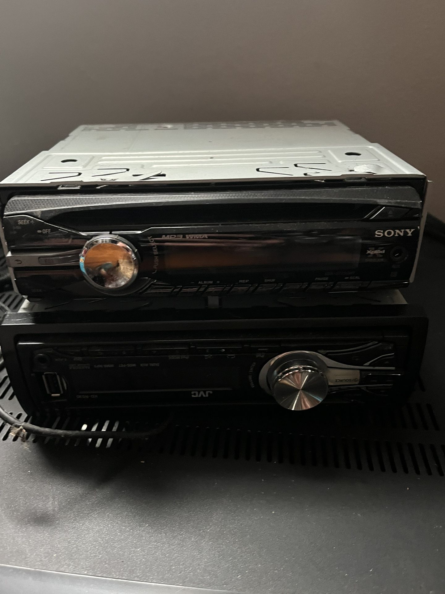 Vintage/Car Audio Stereos.