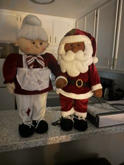 Mr And Mrs Santa (approx 18 Inches Tall)