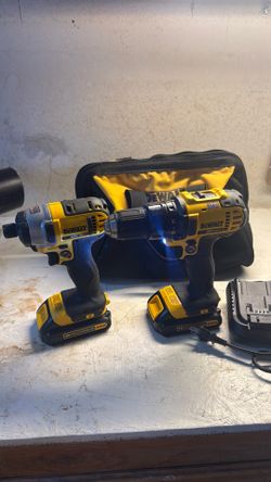 DeWalt 20v drill set