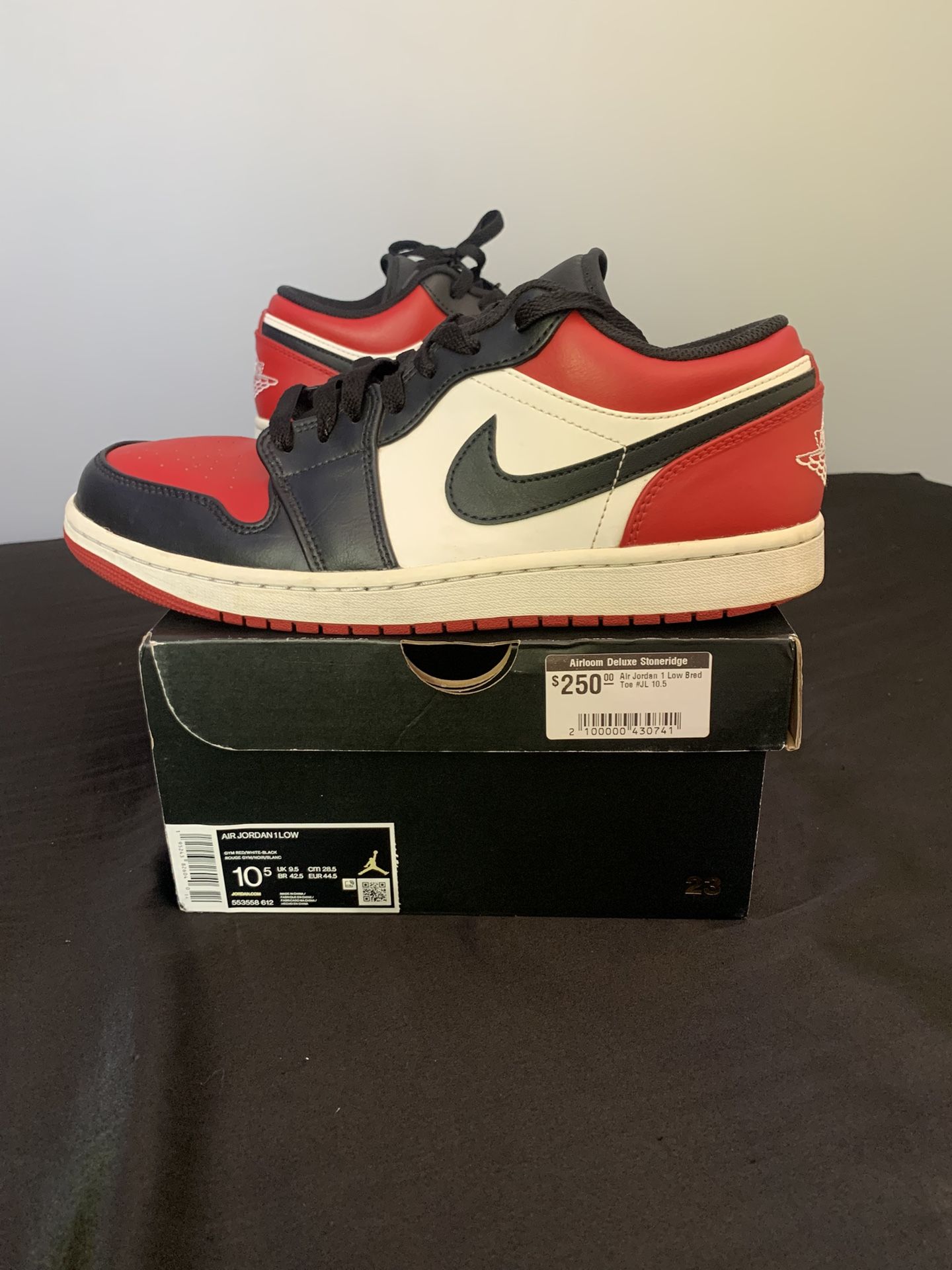 Jordan 1 Low Bred Toe