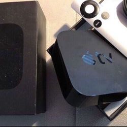 Apple TV (4th Generation) HD Media Streamer -- A1625 -- Fully Functional!