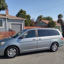 2006 Honda Odyssey Mini Van Fully Loaded Runs Great Seats 8 Register