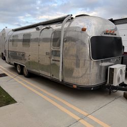 Airstream Overlander Trailer