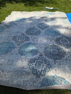 Large Area Rug Blue Gray Medallion Pattern