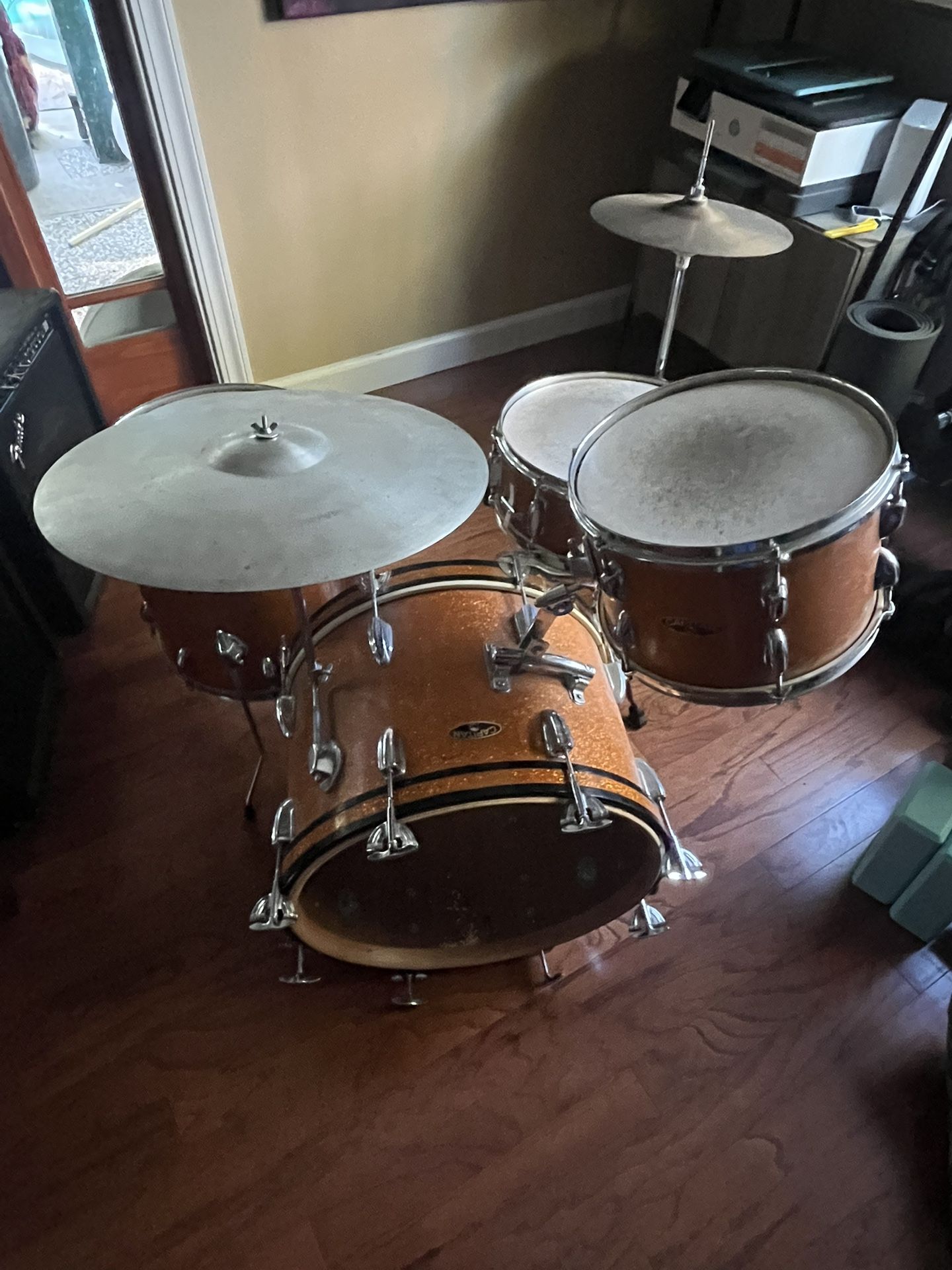 Vintage 70’s Captain Drum Set