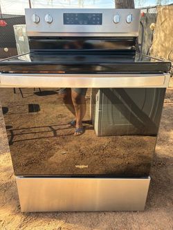 Stove electric Whirlpool Steel Stainless Everything Working Very Cleaning