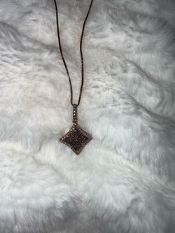 Rose Gold Diamond-Shape Crystal Pendant Necklace