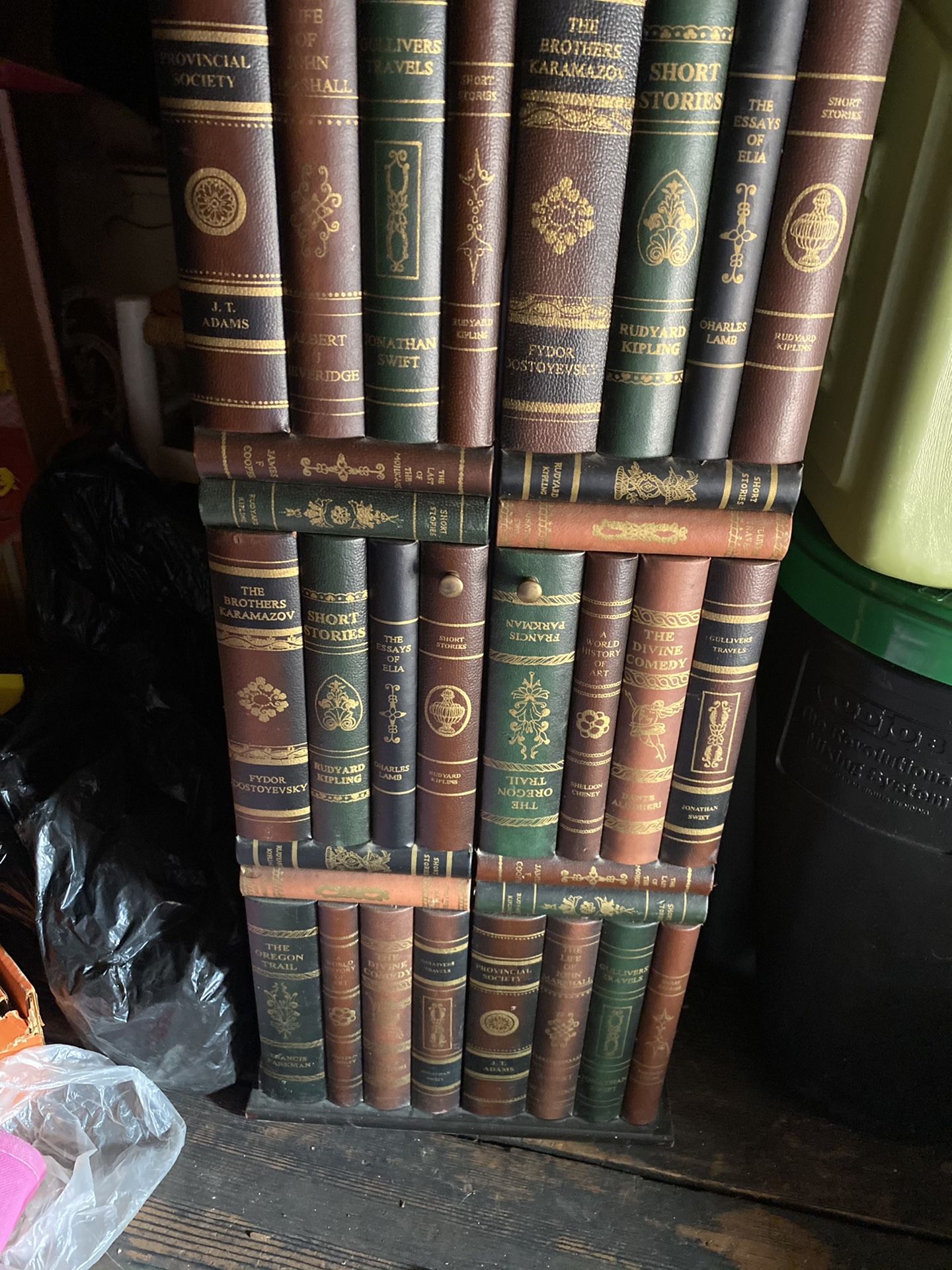 Cd /tape case look like book shelf