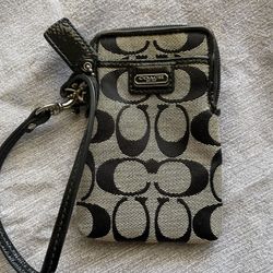 Coach wristlet purse