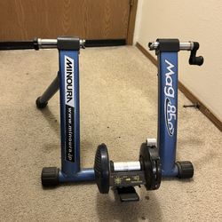 Minoura Bike trainer