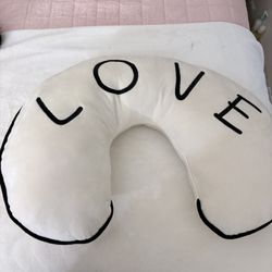 Nursing Pillow 