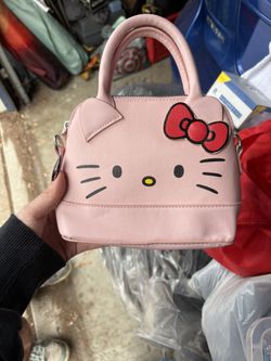 Sanrio merch- hello kitty