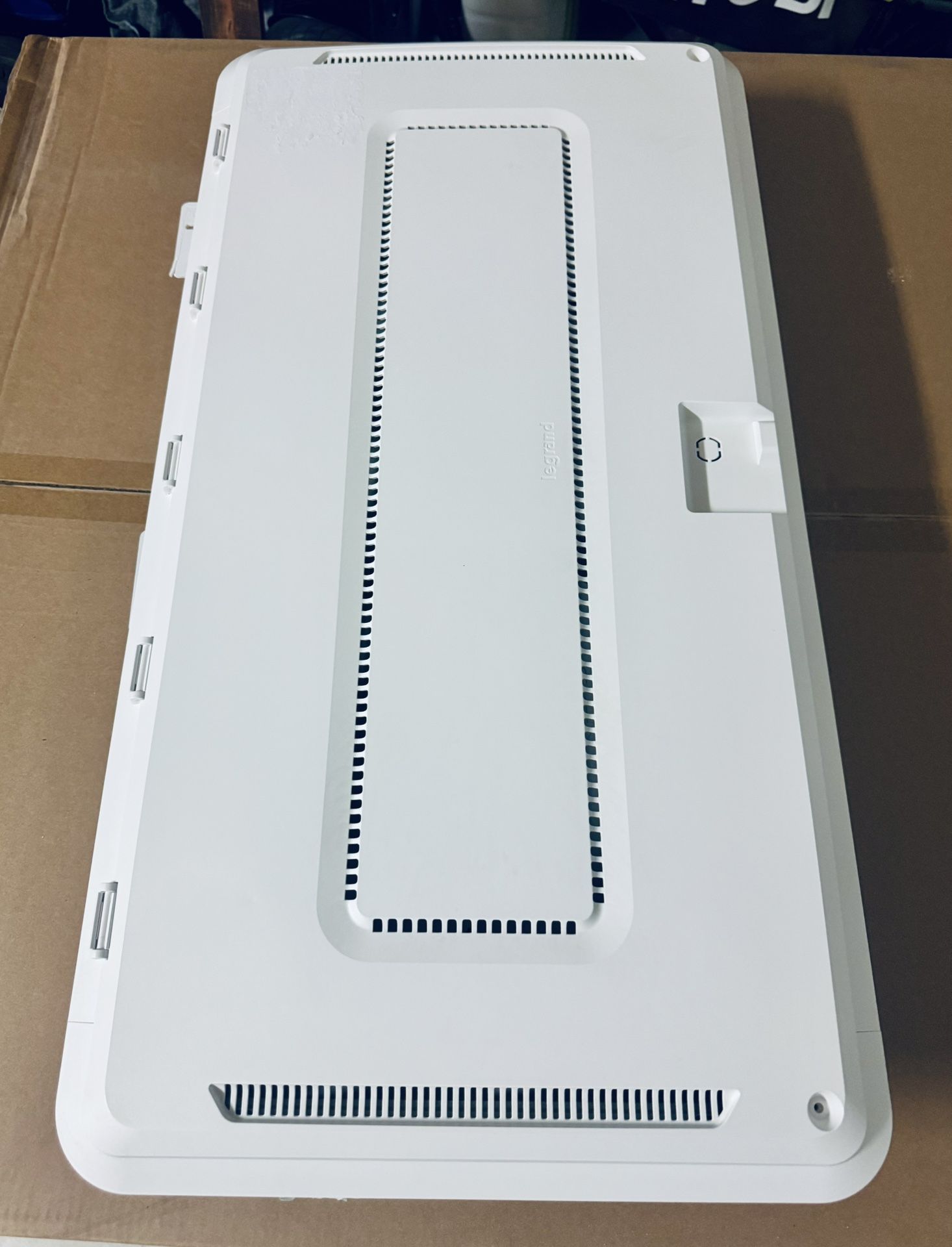 On-Q 30 Inch Media Enclosure