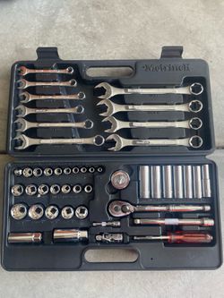 This is a Metrinch 48-piece combination wrench and socket set.