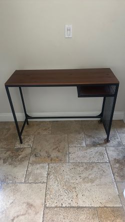 Small desk