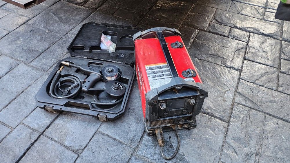 Lincoln Portable Mig Welder With Aluminum Wire Spool Feed