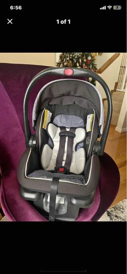 Graco snugfit car seat/base