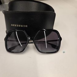 Authentic Burberry Sungasses