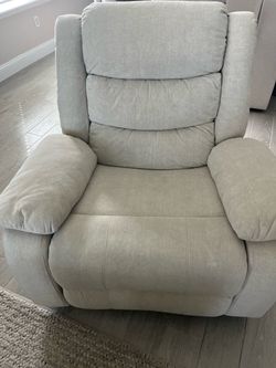 Electric Recliner/Rocker with Massage