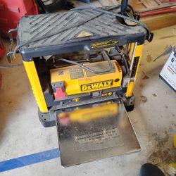 DeWalt 12" Planer