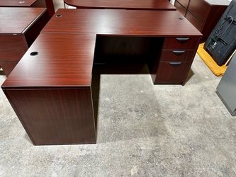 OFFICE/HOME DESK L-SHAPE DESK