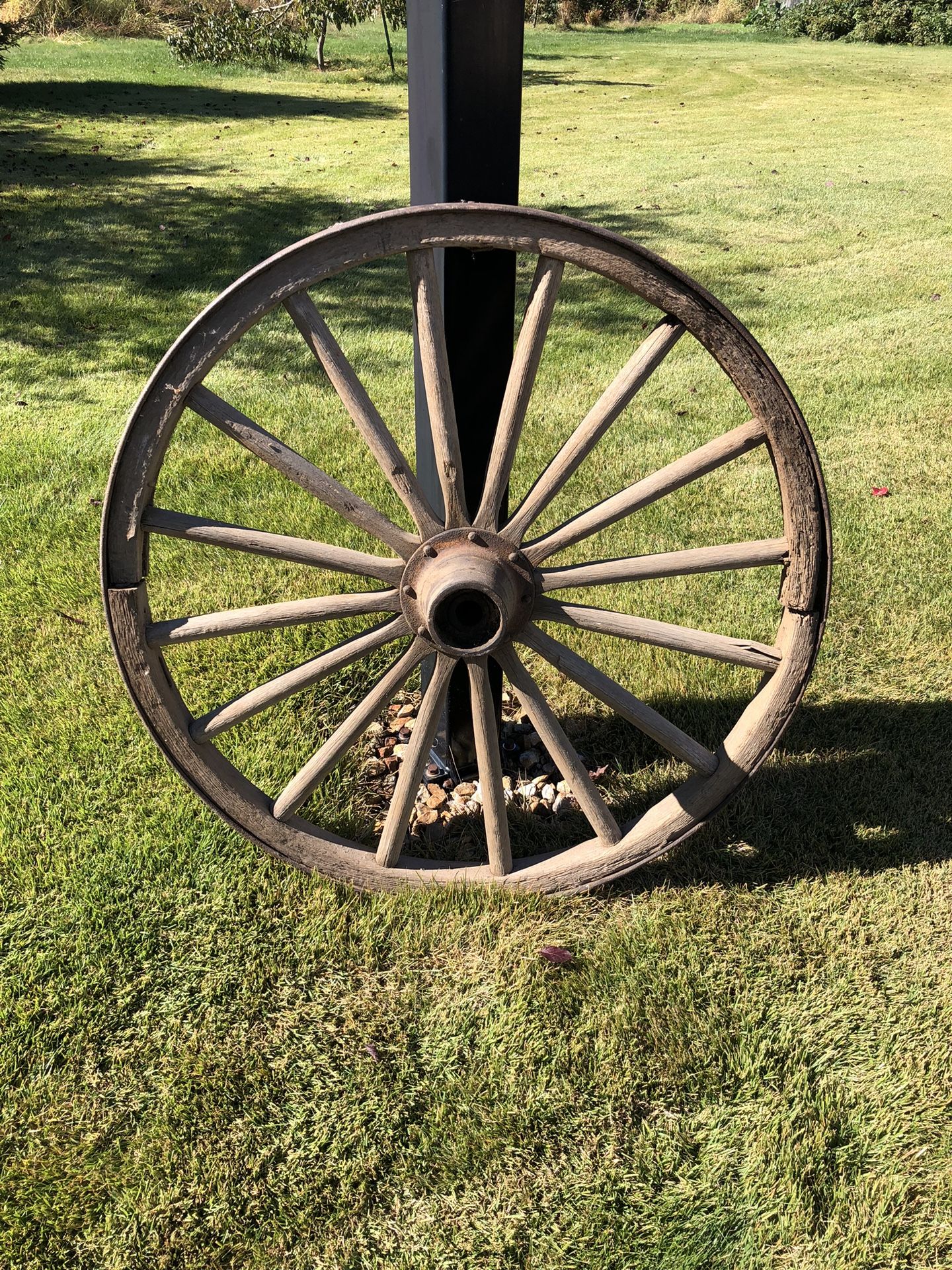 Antique Wagon Wheel