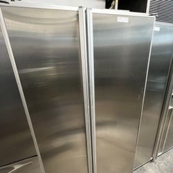 Subzero 36” Built In Refrigerator 