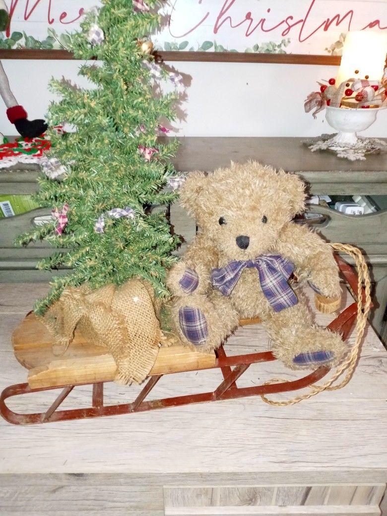 Bear with Sled Decor