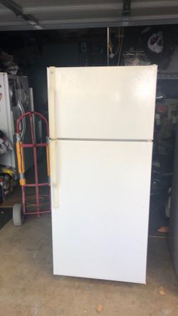 Ge fridge apt size