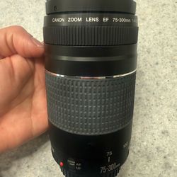 Canon Zoom Lens EF 75-300mm f/4-5.6 – Great Condition