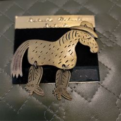 Brooch