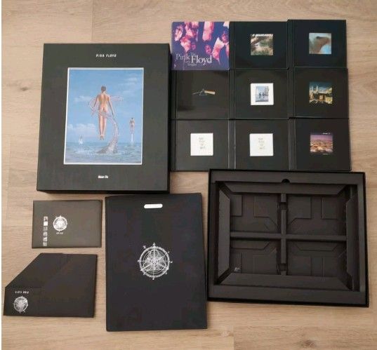 Pink Floyd Box Set And Random Bonus Book