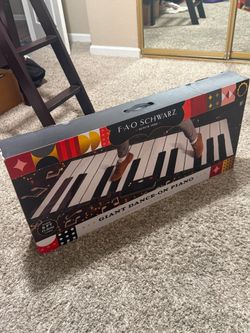Giant Dance on piano