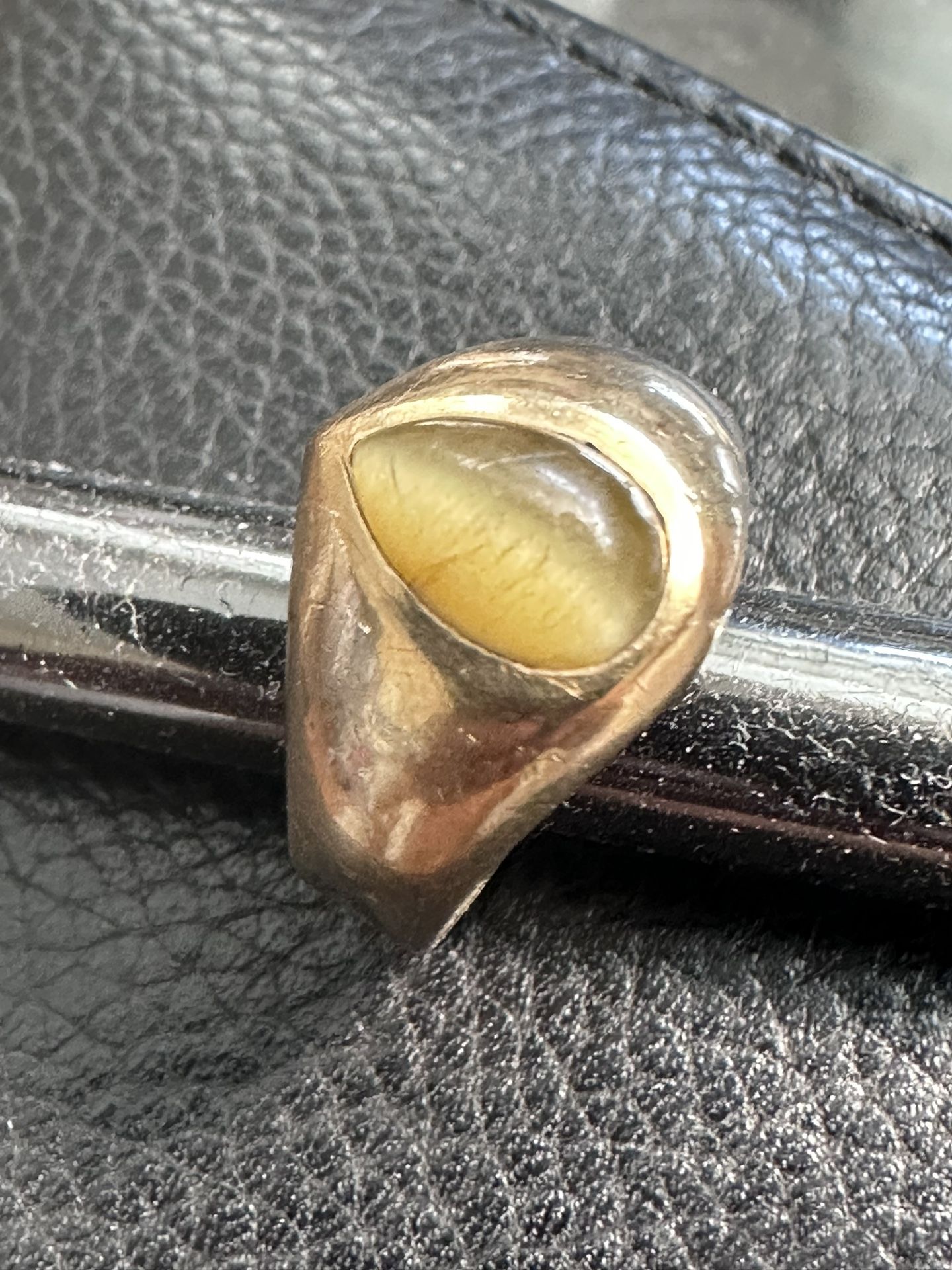 10k Gold Ring With Eye Of Tiger Stone