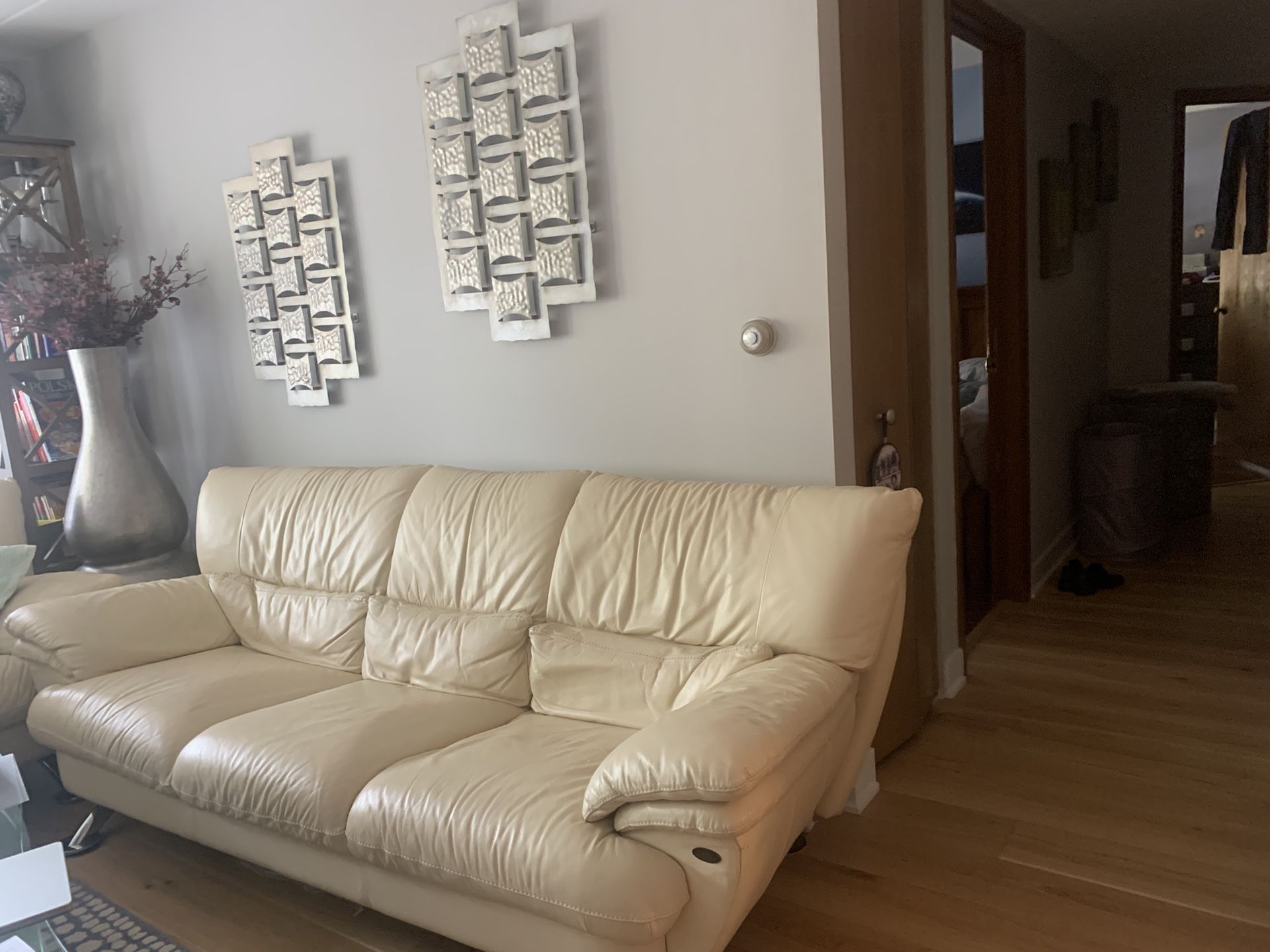 Contemporary Italian Leather Sofa Set