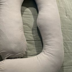 Momcozy Pregnancy Pillow 